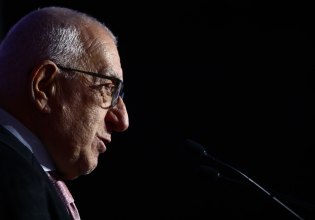 Κακλαμάνης: Οι επιλογές όλων μας, από τη Βουλή ως τη ζωή, να μας κάνουν περήφανους κάθε μέρα