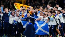 Η Σκωτία κάνει αργία για να… ξενυχτήσει στο Μουντιάλ