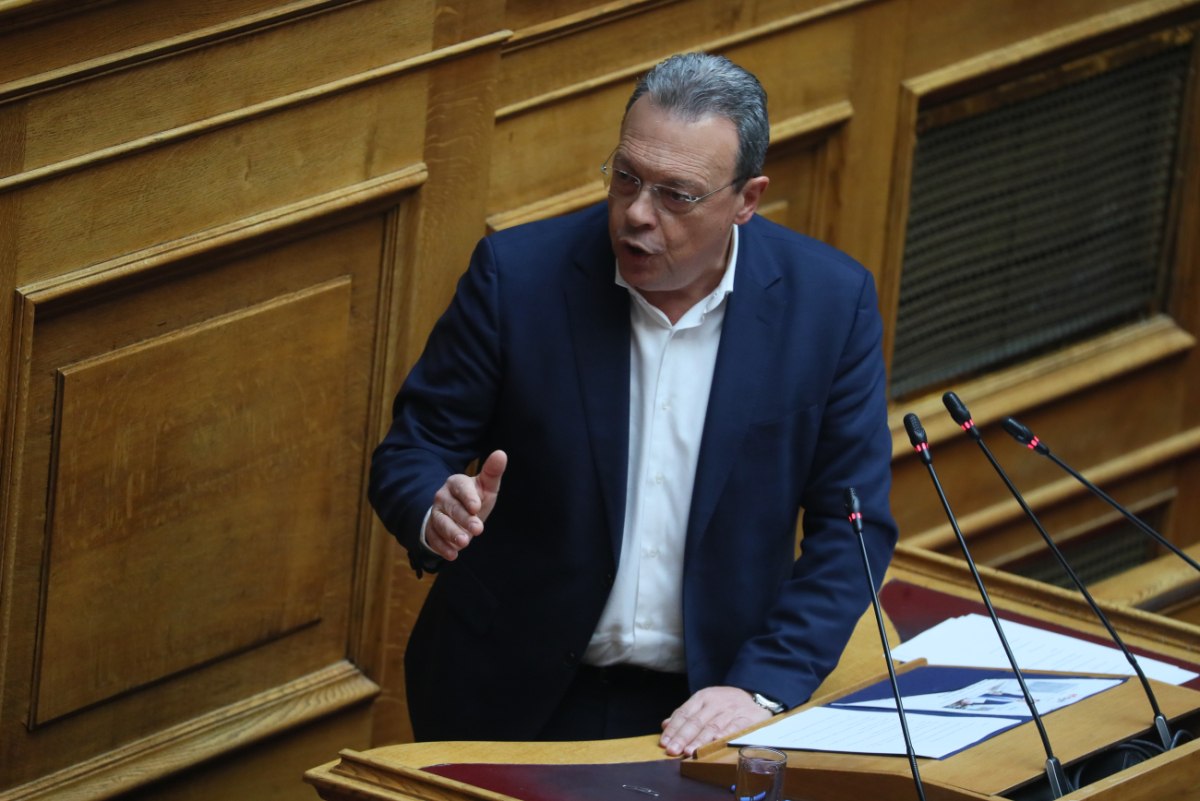 Φάμελλος: Ο προϋπολογισμός υλοποιεί μνημονιακή λιτότητα – Δίνει προτεραιότητα στους ισχυρούς φίλους του Μητσοτάκη