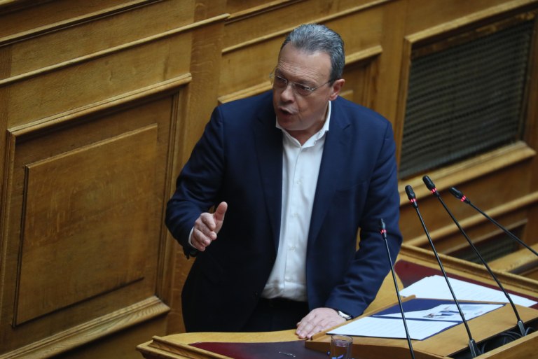 Φάμελλος: Ο προϋπολογισμός υλοποιεί μνημονιακή λιτότητα – Δίνει προτεραιότητα στους ισχυρούς φίλους του Μητσοτάκη