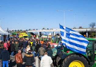 Νέα επίθεση της κυβέρνησης στους αγρότες – «Δεν έχουν δικαιολογία να μην προσέρχονται σε διάλογο»