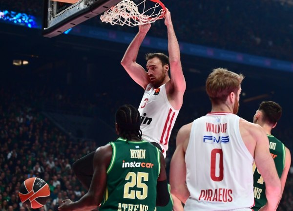 Ολυμπιακός: «Κλειδί» για τη νίκη στο ΟΑΚΑ ο Μιλουτίνοφ, «άγγιξε» το νταμπλ – νταμπλ!