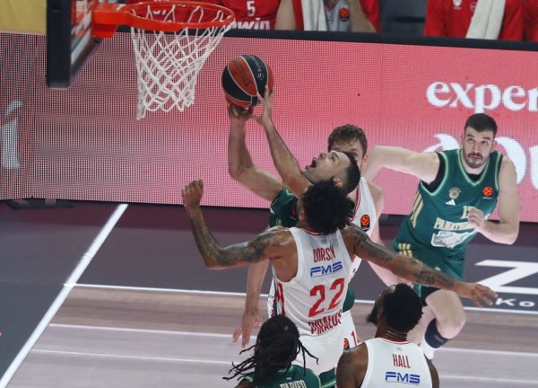 Έτσι διαμορφώθηκε η βαθμολογία της Euroleague μετά την ολοκλήρωση της 24ης αγωνιστικής