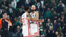 Τα τρομερά σερί του Ολυμπιακού επί του Παναθηναϊκού στην Ευρωλίγκα και την εποχή Μπαρτζώκα (vids)