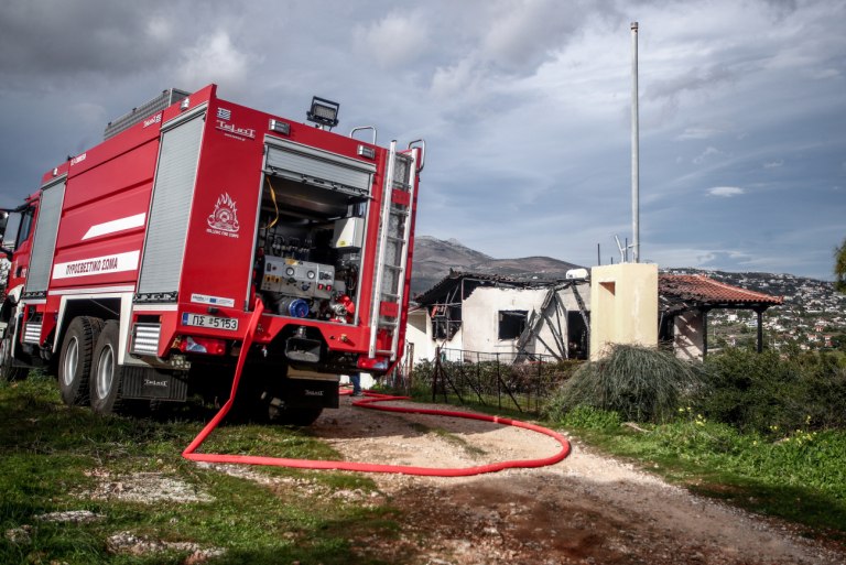 Πάνω από 100 κλήσεις στην Πυροσβεστική λόγω της κακοκαιρίας