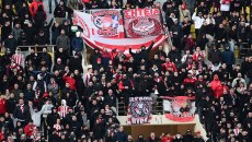 Ολυμπιακός – ΟΦΗ: Δυναμική παρουσία από τους 7.000 οπαδούς των Πειραιωτών στο Παγκρήτιο  (vid+pics)