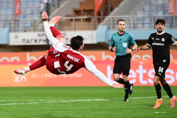 Ο Μπιανκόν θέλησε να «κοπιάρει» τον Ελ Κααμπί (vid)