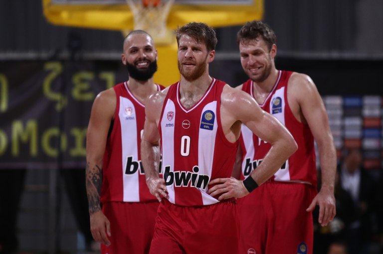 Άρης Betsson – Ολυμπιακός 84-95: Δύσκολη νίκη και 12/12 για τους «ερυθρόλευκους» στο πρωτάθλημα