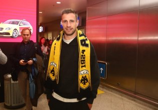 ΑΕΚ: Στην Αθήνα ο Μπάρναμπας Βάργκα