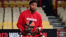 Ολυμπιακός: Διαθέσιμος για το ματς με τη Μπάγερν ο Ταϊρίκ Τζόουνς, δηλώθηκε και στο πρωτάθλημα