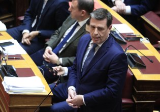 Άγριος καυγάς Καρίδη – Κωνσταντοπούλου στη Βουλή και καρφιά Δένδια στον συνάδελφό του: «Άσε μας κουκλίτσα μου»