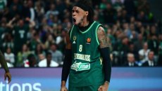 Χολμς: «Απλά ευγνώμων που είμαι εδώ και μπορώ να βοηθήσω τον Παναθηναϊκό»