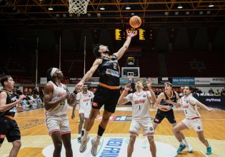 Προμηθέας – Σαλόν 82-92: Δεύτερη ήττα και αποκλεισμός για τους Πατρινούς