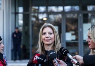 Νέα πολιτική παρέμβαση της Καρυστιανού: Η διαπλοκή ρουφάει το οξυγόνο