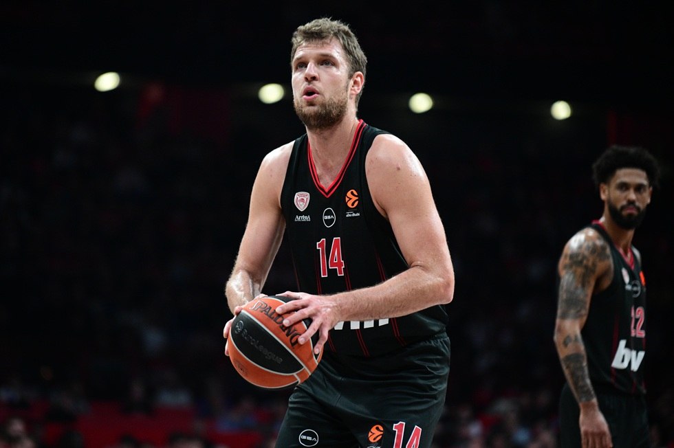 25 πόντους με 1 ντρίμπλα και… MVP: O… οικονομικός Σάσα Βεζένκοφ και ένα αδιανόητο στατιστικό (vid)