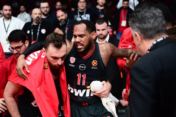 Ολυμπιακός: Ένα βήμα πιο κοντά στην επιστροφή του ο Μόντε Μόρις (vid)