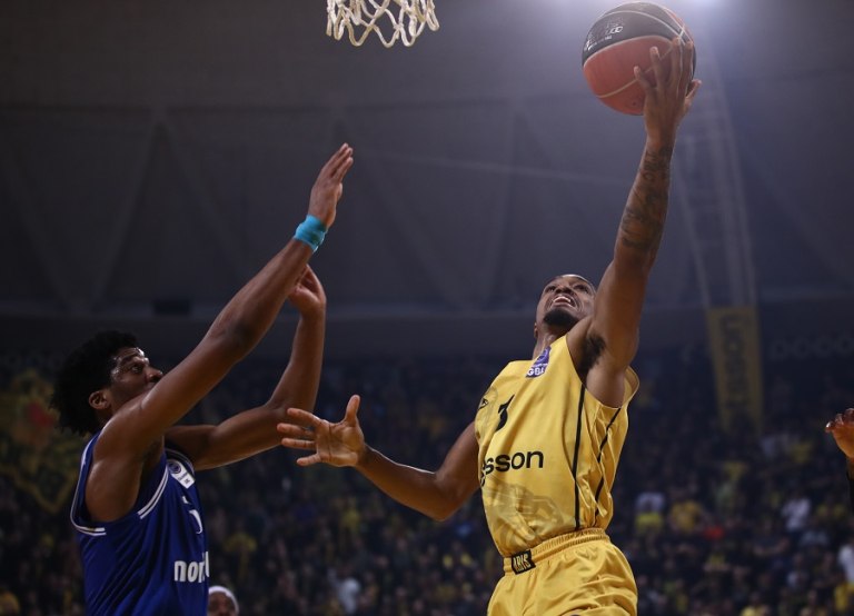 Άρης Betsson – Ηρακλής 78-76: Η ψυχραιμία του Τζόουνς στο φινάλε έδωσε τη νίκη στους «κίτρινους» (vids)