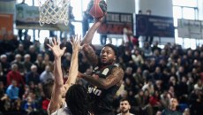 Καρδίτσα – Ολυμπιακός 80-120: Ισοπεδωτικοί οι «ερυθρόλευκοι» με κορυφαίο τον Πίτερς