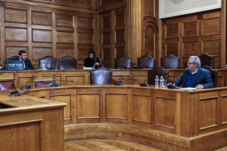 ΟΠΕΚΕΠΕ: Για διαχρονικές παθογένειες μιλά η ΝΔ – «Οι κομματάρχες μπαινόβγαιναν μόνο επί ΝΔ» λέει η αντιπολίτευση