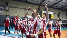 Ο γίγαντας Ατανασίεβιτς «υπέγραψε» την μυθική κούπα του Ολυμπιακού