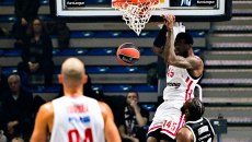 Παρτιζάν – Ολυμπιακός 66-104: Άνετο πέρασμα από το Βελιγράδι με σούπερ Βεζένκοφ