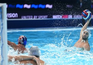 Εθνική πόλο: Τιμωρία δύο αγωνιστικών στον Γενηδουνιά, χάνει το κρίσιμο ντέρμπι με την Ιταλία