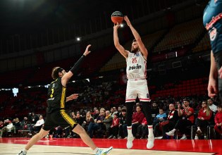 Ο Άλεκ Πίτερς έσπασε μεγάλο ρεκόρ του Τεόντοσιτς στον Ολυμπιακό κι έγραψε ιστορία (vids)