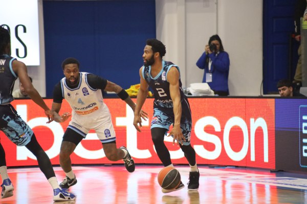 Μύκονος Betsson – Κολοσσός Ρόδου 67-84: Διπλό για την ομάδα του Λυκογιάννη