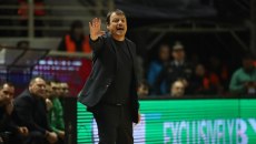 «Καρφιά» Αταμάν στους παίκτες: «Κάποιοι μας χάλασαν το σύστημα και δεν αξίζουν να παίζουν εδώ» (vid)