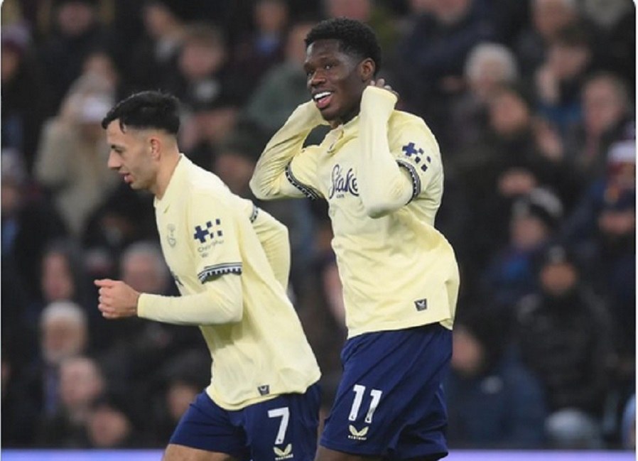 Άστον Βίλα – Έβερτον 0-1: Ήττα σοκ για τους «Χωριάτες»