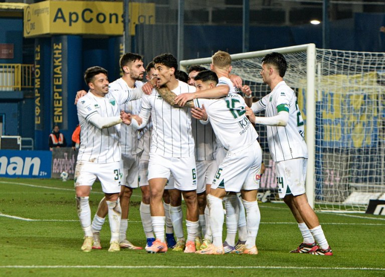 Εντυπωσιακός ο Λεβαδειακός, προηγήθηκε στο ημίχρονο του Παναιτωλικού με 3-0 (vids)