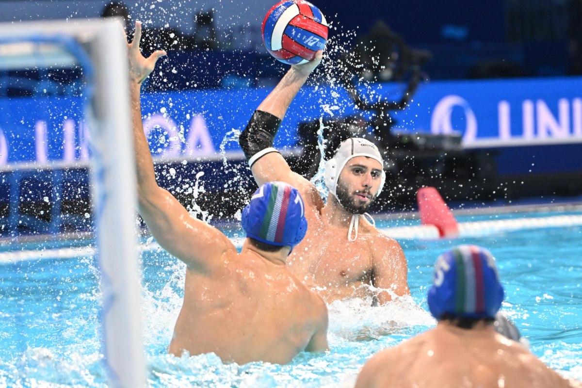 Ελλάδα – Ιταλία 15-13: Σπουδαία νίκη και πρόκριση στα ημιτελικά για την γαλανόλευκη (vid)