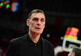 Μπαρτζώκας: «Παίξαμε καλή άμυνα και πήραμε μια σημαντική νίκη»