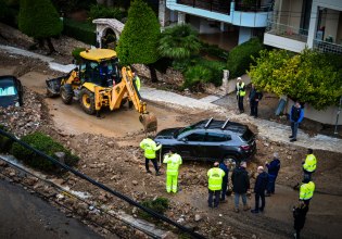 Άνω Γλυφάδα: Παγίδες θανάτου μέσα στον αστικό ιστό – Το νερό θυμάται τη διαδρομή του