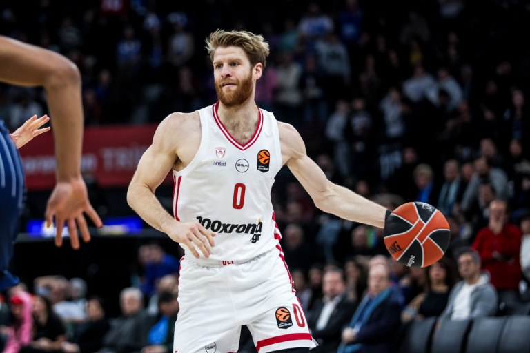 Αναντολού Εφές – Ολυμπιακός 68-74: Διπλό στην Πόλη με «σφραγίδα» Γουόκαπ