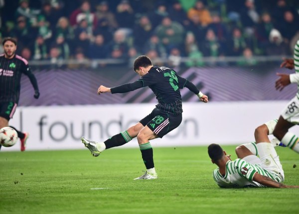 Φερεντσβάρος – Παναθηναϊκός: Οι χαμένες ευκαιρίες του Πελίστρι! (vid)