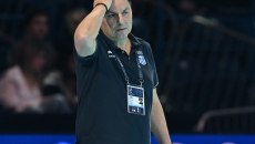 Βλάχος: «Από τα χειρότερα αμυντικά παιχνίδια που έχουμε κάνει – Να ανασυνταχθούμε για το χάλκινο» (vid)