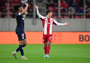 Ζήτησαν πέναλτι οι «ερυθρόλευκοι» (vid)