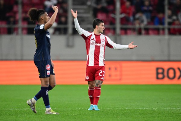 Ζήτησαν πέναλτι οι «ερυθρόλευκοι» (vid)