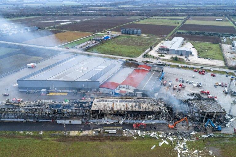 Νέα Αριστερά: Σοβαρά ερωτήματα για την άδεια λειτουργίας της «Βιολάντα» – Η κυβέρνηση ψάχνει τρόπο διαχείρισης