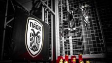 Η Τούμπα ντύθηκε στα μαύρα – Μεσίστιες σημαίες, κασκόλ και φαναράκια για τους αδικοχαμένους οπαδούς του ΠΑΟΚ (pics)