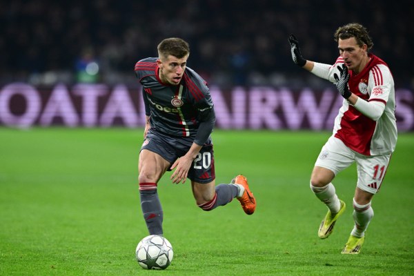 Καλή ευκαιρία του Ολυμπιακού με Κοστίνια (vid)