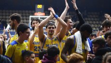 Περιστέρι Betsson – Σαραγόσα 86-70: Μεγάλη νίκη και πρόκριση για τους Περιστεριώτες