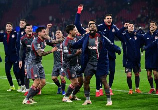 Και οι τέσσερις ελληνικές ομάδες προκρίθηκαν στις νοκ-άουτ φάσεις των διοργανώσεων που μετέχουν