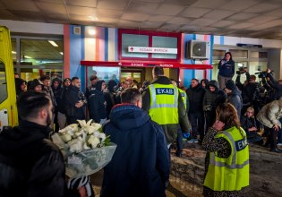 Στο νοσοκομείο «Παπαγεωργίου» στη Θεσσαλονίκη οι τραυματίες οπαδοί του ΠΑΟΚ – Συγκίνηση στην υποδοχή