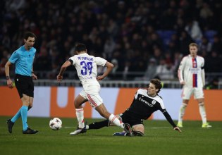 Ισοφάρισε η Λιόν, αποβλήθηκε ο Κωνσταντέλιας (vids)