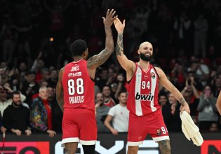 Ολυμπιακός – Μπαρτσελόνα: Ασταμάτητοι οι «ερυθρόλευκοι» με σούπερ Βεζένκοφ και Τζόουνς