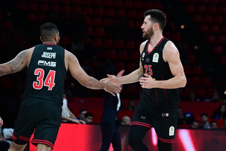 Ολυμπιακός - Περιστέρι 94-71: Εύκολη νίκη με σούπερ Πίτερς - Ανεβάζει στροφές ο Τζόσεφ (vid)