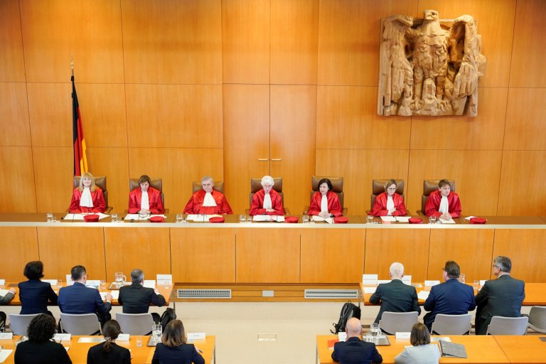 Γερμανία: Δικαιώθηκε δασκάλα η οποία υπέστη «σαφή διάκριση» λόγω του πακιστανικού επωνύμου της