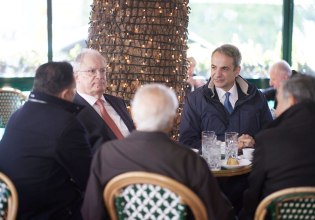 Τις… χαρές του ανακοίνωσε ο Μητσοτάκης στον πρώτο καφέ με τον Τασούλα – Παντρεύεται ο γιος του με τη Μαρία Σάκκαρη